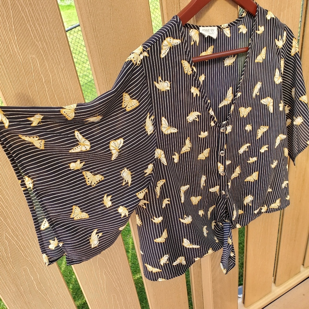 Sienna Sky Top with Butterfly Print